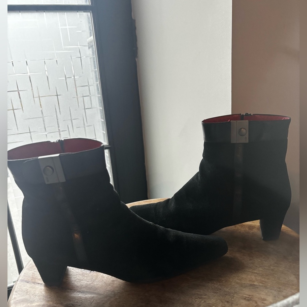 Coach Hillary Ankle Boots‎ Black Leather Block Heel Size 8.5 -Italy- Authentic